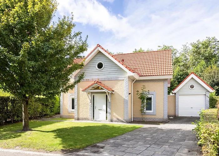 Holiday Home De Vier Wilgen By Interhome